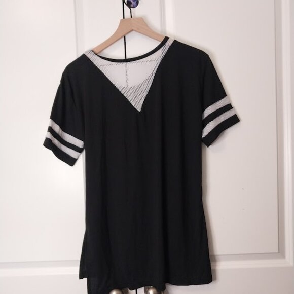 Woman's Black and White Shirt - Picture 5 of 5